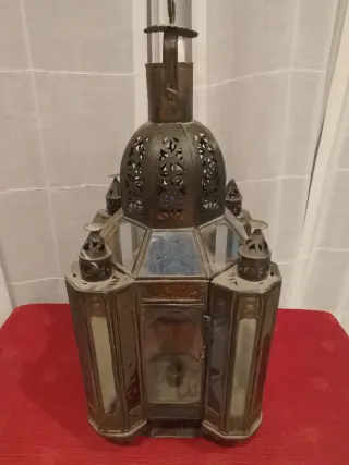 Lámpara árabe de cristal y metal