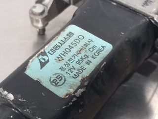 ELEVALUNAS TRASERO DERECHO KIA SHUMA WH045D0