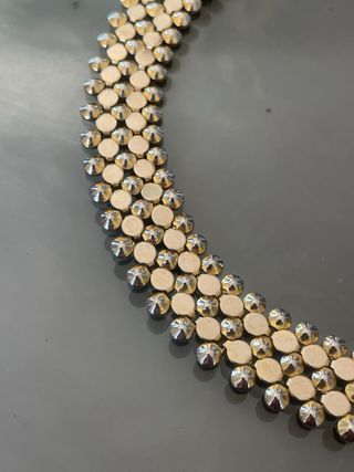 Girocollo vintage metallo dorato