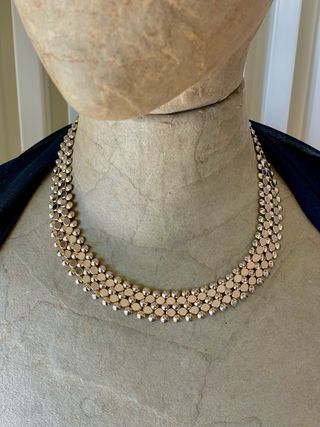 Girocollo vintage metallo dorato