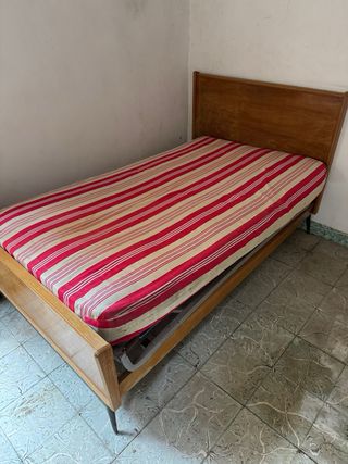 Cama de madera GRATIS
