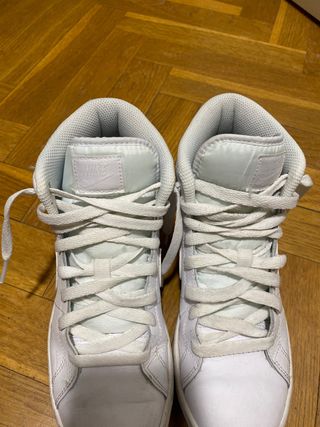 Nike Court Royale 2 Mid Blancas