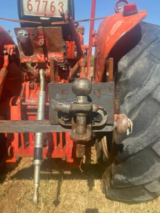 Massey Ferguson 135 Tractor