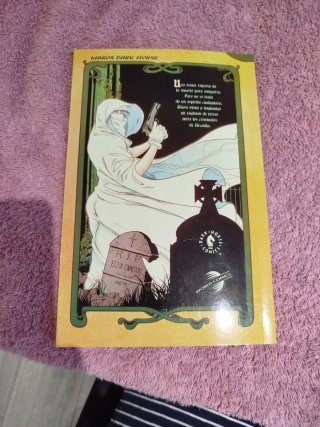 GHOST HISTORIAS libro DARK HORSE comic