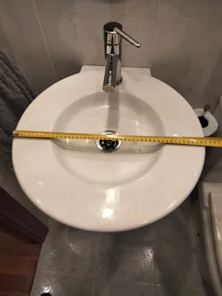 Lavabo blanco.