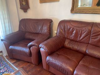 Sofá 2 plazas y 2 sillones de piel