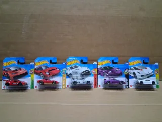 Lotto 5 Auto super sportive Hot Wheels