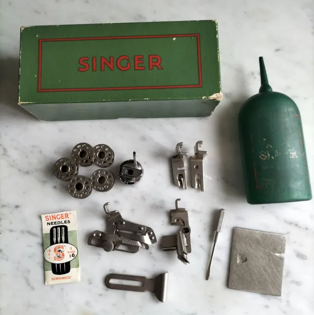 Caja Accesorios Singer Antigua