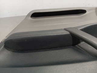 GUARNECIDO PUERTA DELANTERA DERECHA MITSUBISHI MO