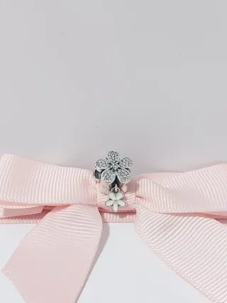 Pandora Charm Flor Plata y Circonitas