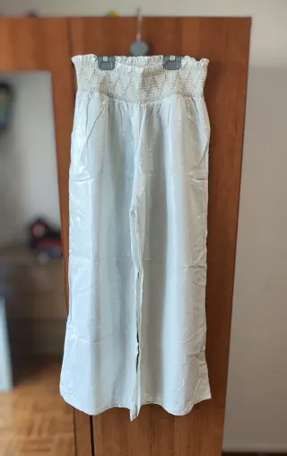 Calça de Senhora Branca