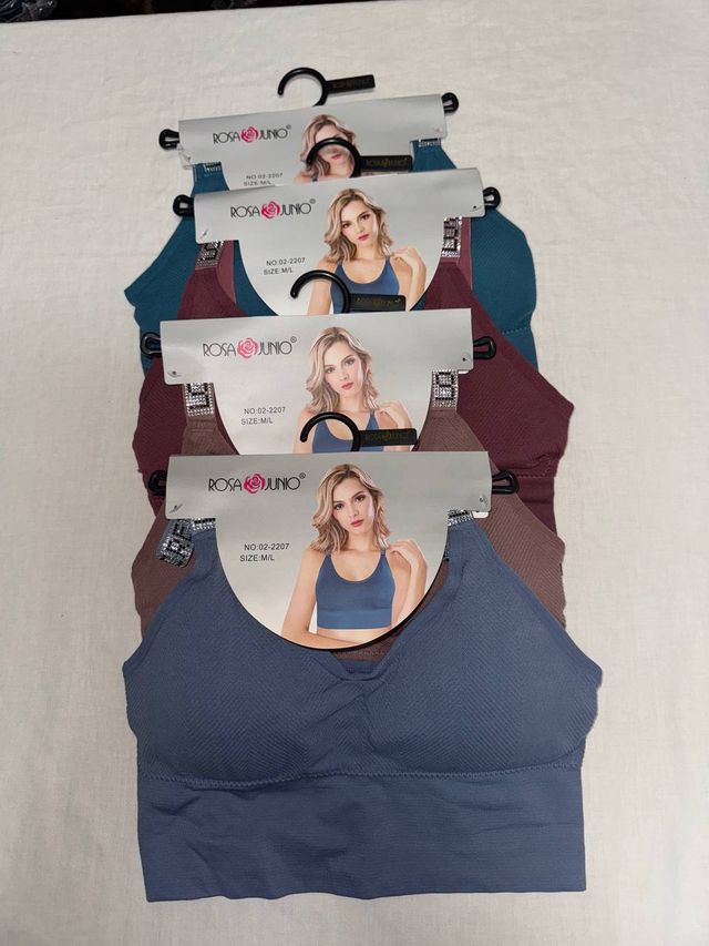 Top deportivo con brillo, tallas M/L y L/XL.