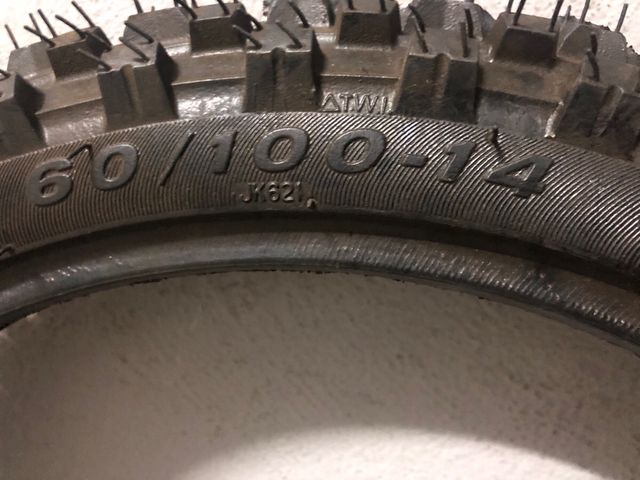 Neumáticos Motocross a estrenar