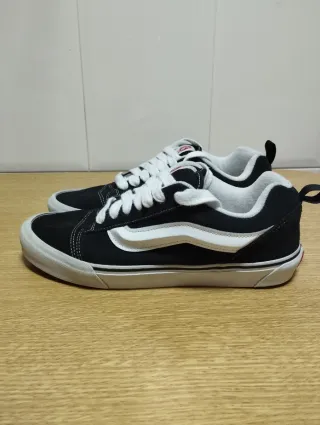 Zapatillas Vans Knu Skool T-44 buen estado 
