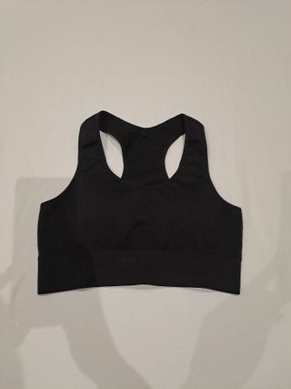 ROPA DEPORTIVA DE CHICA