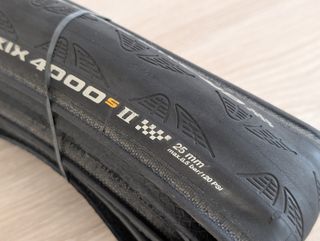 Pneus Continental Grandsport Race 25c