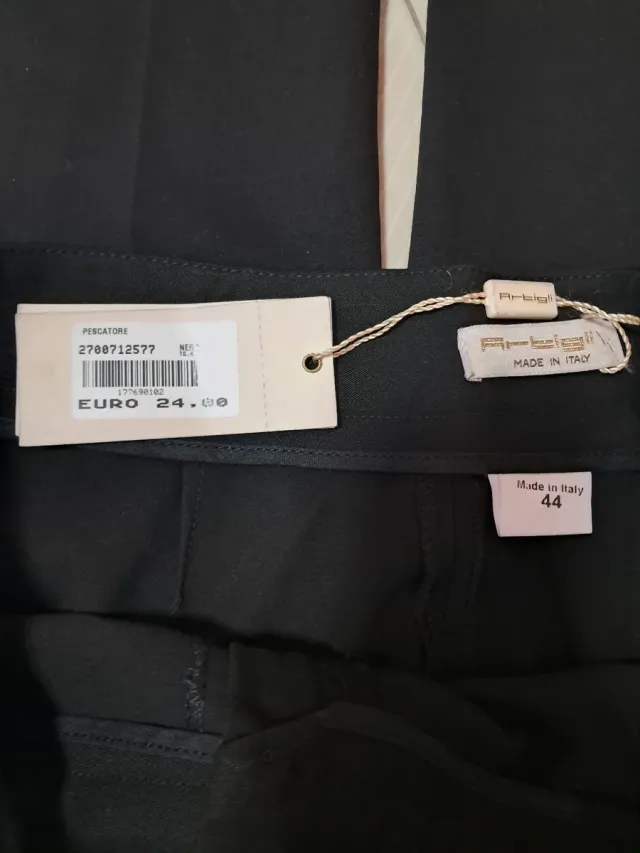 Pantaloni a pescatore neri