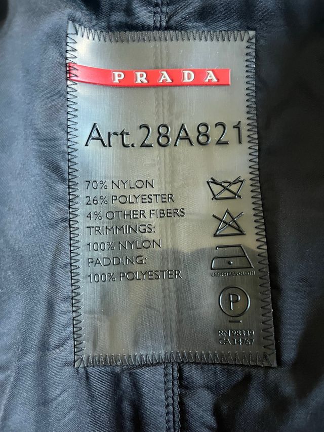 Abrigo Prada Negro Largo Vintage