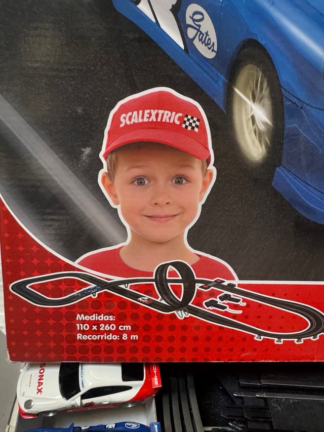 Scalextric Compact Loopinator