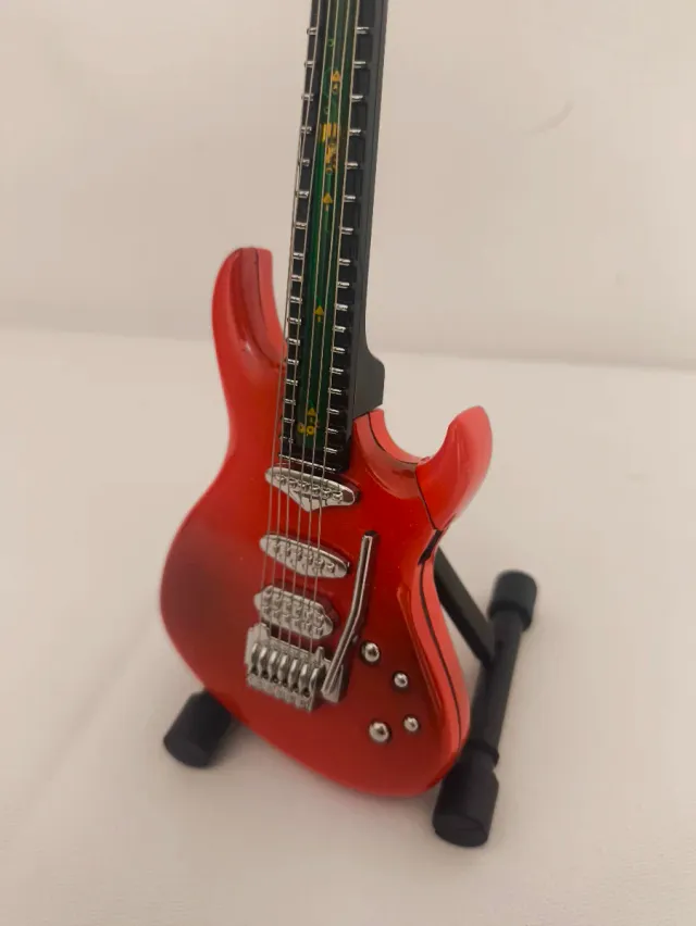 Guitarra Eléctrica Mechero Rojo