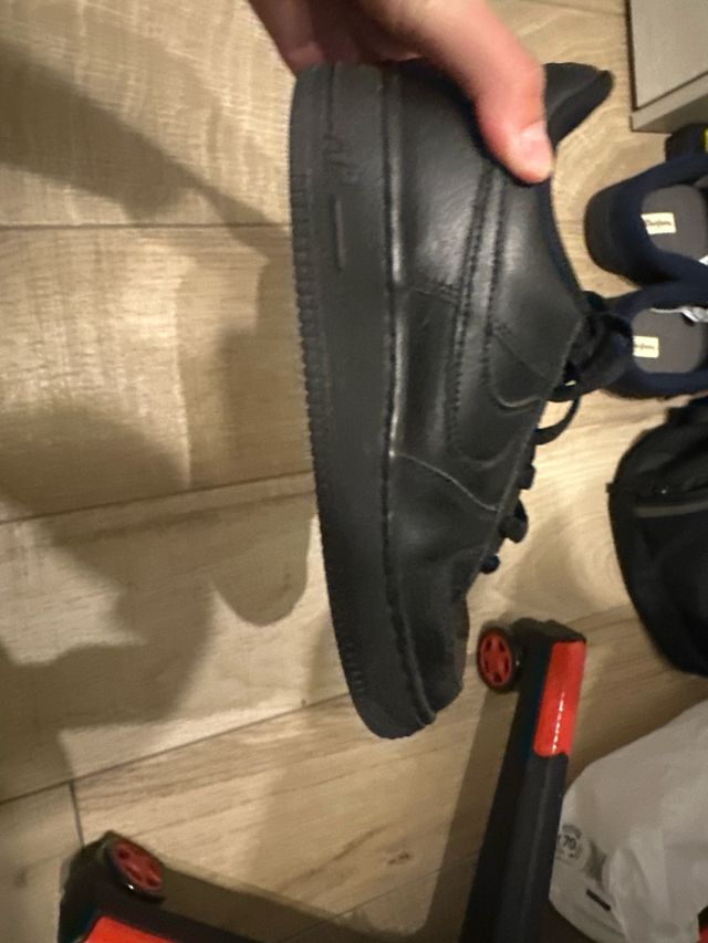 Nike Air Force 1 Negras