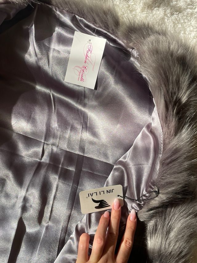 Ecopelliccia grigia taglia unica