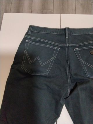 Pantalón Vaquero Wrangler Talla S