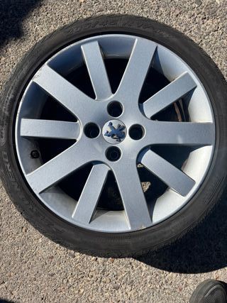 Llanta peugeot 207 gt