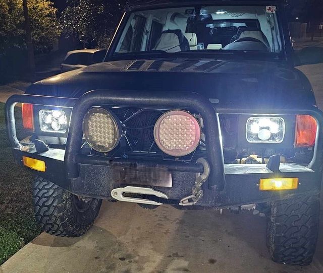 Soporte Faro LED Land Rover Discovery 2 TD2