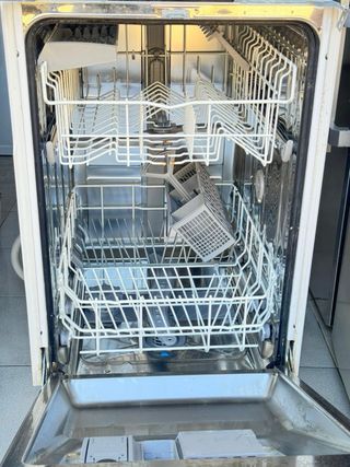LAVASTOVIGLIE DA INCASSO BOSCH LARGA 45 CM 