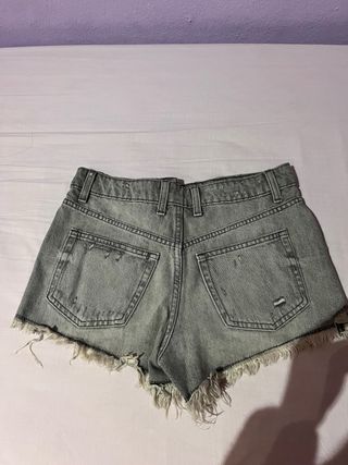 Vaqueros cortos mujer Zara