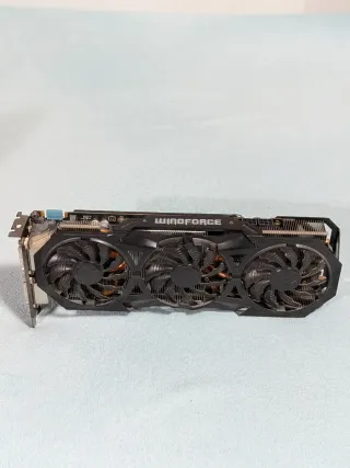 Tarjeta Gráfica Nvidia
Gigabyte GTX 960 4GB