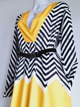 Vestido Rayas Zigzag de Mujer