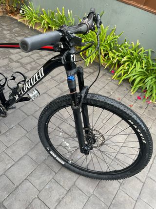 Bicicleta Specialized Epic Negra