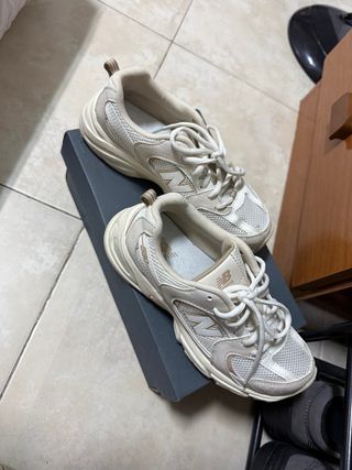 Zapatillas New Balance Beige/Blanco