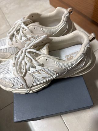 Zapatillas New Balance Beige/Blanco