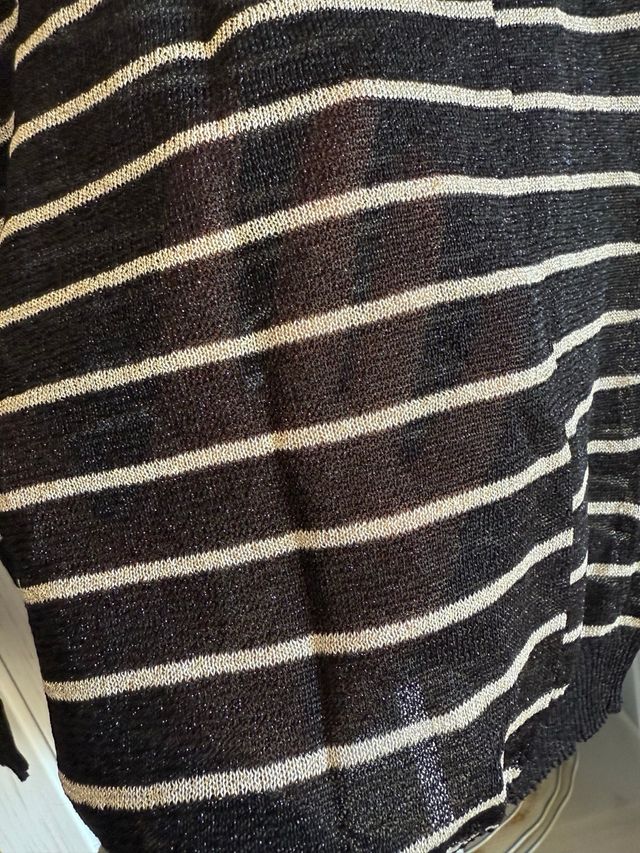 Jersey Zara Rayas Negras y doradas