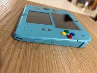 Nintendo 2DS Pokemon Edizione Limitata + Mario Kart