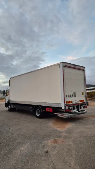 Mercedes Atego 1221