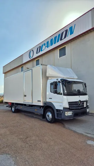 Mercedes Atego 1221
