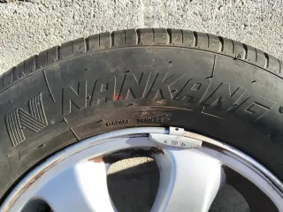 4 Neumáticos Nankang 215/65 R15 con llanta