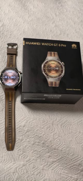 Huawei Watch GT 6 Pro marrone/oro 