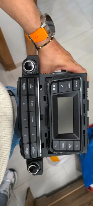 Radio Hyundai Tucson 2016 "ORIGINAL"