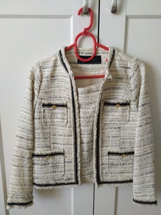 Conjunto falda y chaqueta
