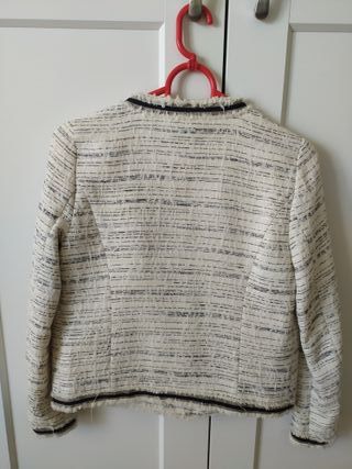 Conjunto falda y chaqueta