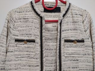 Conjunto falda y chaqueta