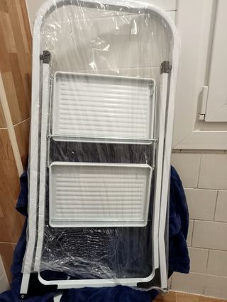 Escalera blanca 2 peldaños nueva