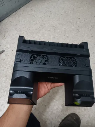 Base de carga GIVO para PS4