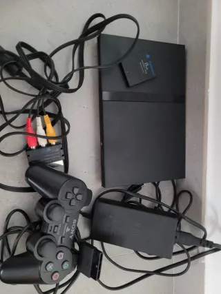 Pack PlayStation 2 con 5 juegos y accesorios