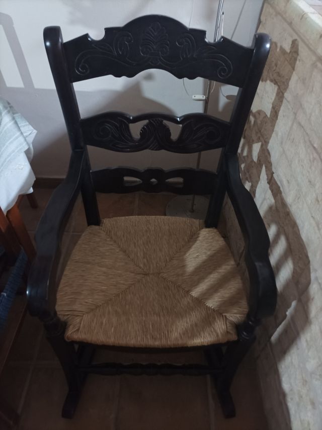 Mecedora vintage madera y yute